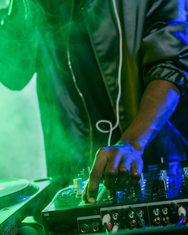 DJs in the West of Scotland